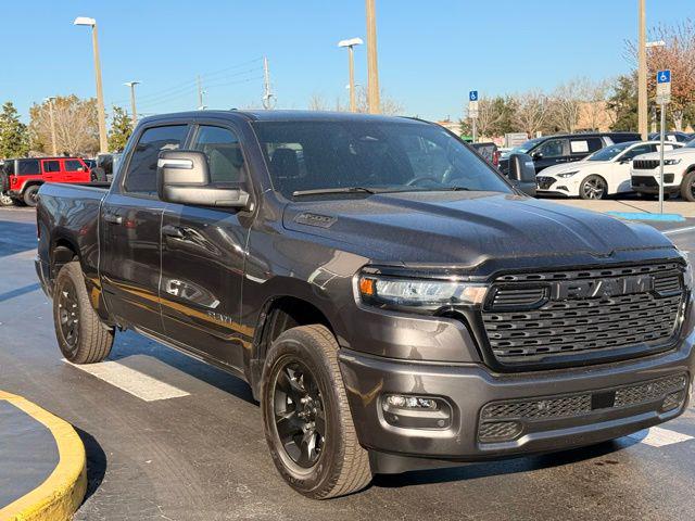 2025 RAM Ram 1500 RAM 1500 TRADESMAN CREW CAB 4X4 57 BOX