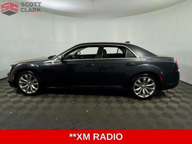2018 Chrysler 300 Touring