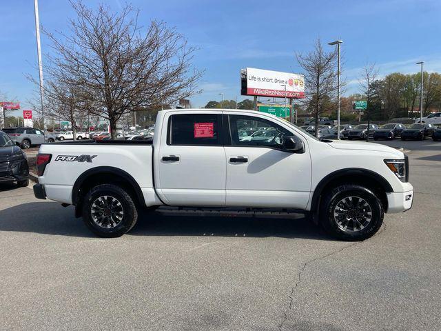 2024 Nissan TITAN Crew Cab PRO-4X 4x4
