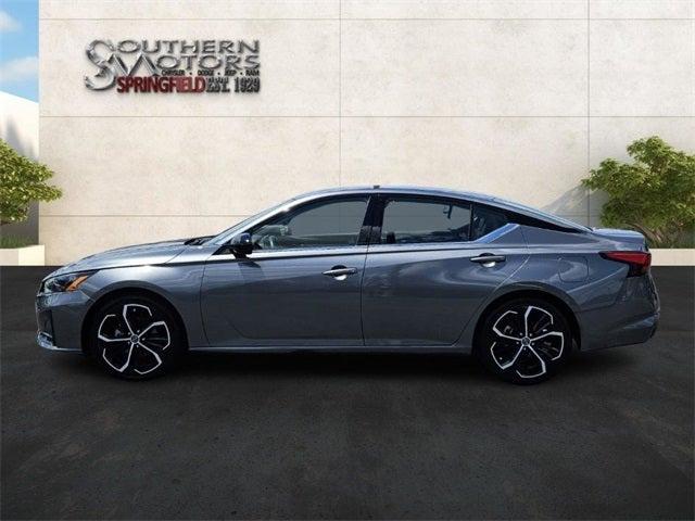 2023 Nissan Altima SR FWD