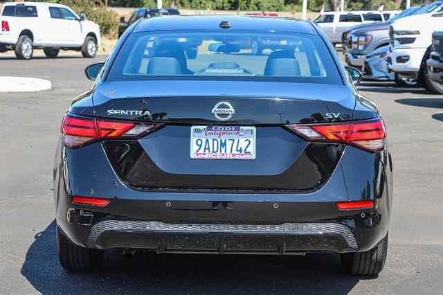 2022 Nissan Sentra SV Xtronic CVT