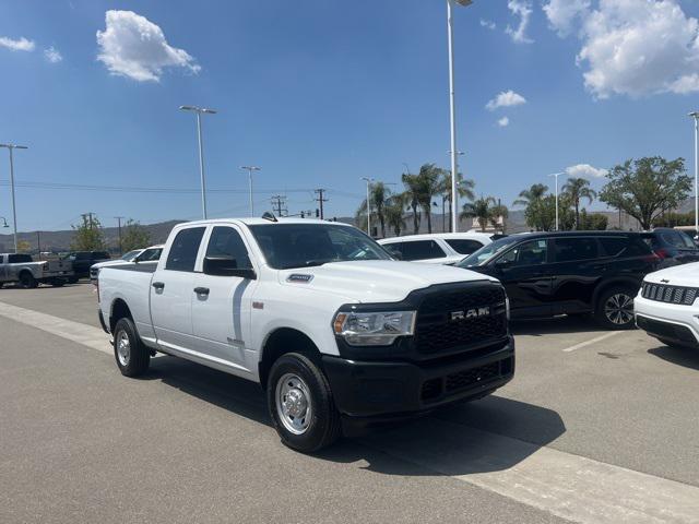 2022 RAM 2500 Tradesman Crew Cab 4x2 64 Box