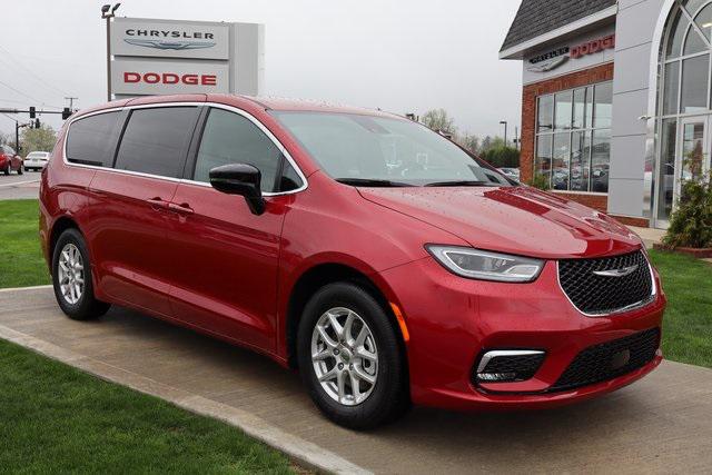 2025 Chrysler Pacifica PACIFICA SELECT