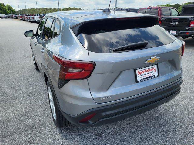 2024 Chevrolet Trax FWD SP
