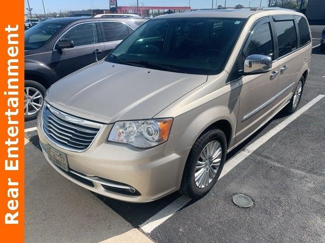 2015 Chrysler Town and Country Limited Platinum