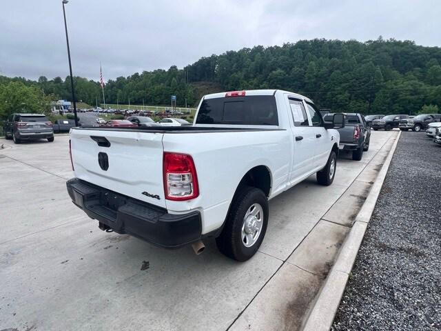 2024 RAM 3500 Tradesman Crew Cab 4x4 64 Box