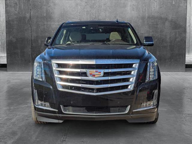 2017 Cadillac Escalade Luxury