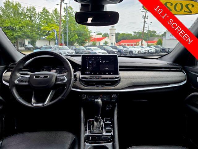 2023 Jeep Compass Latitude Lux FWD