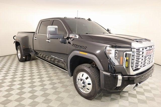 2025 GMC Sierra 3500HD 4WD Crew Cab Long Bed Denali