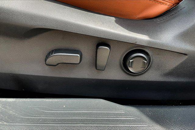 2022 Subaru Legacy Touring XT
