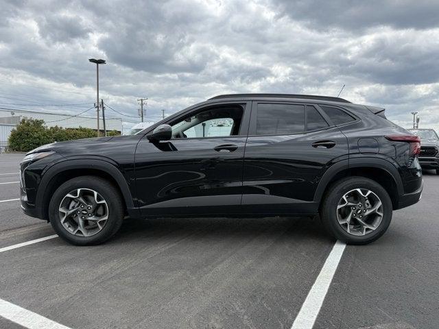 2024 Chevrolet Trax FWD LT