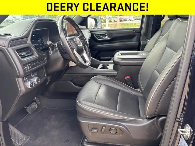 2023 GMC Yukon XL 4WD SLT