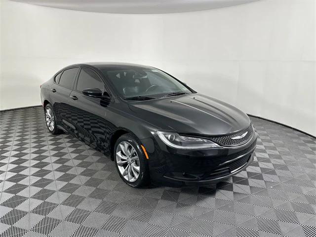 2016 Chrysler 200 S