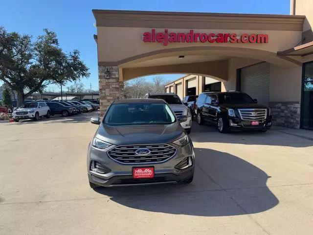2022 Ford Edge Titanium