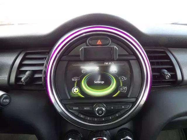 2017 MINI Hardtop Cooper