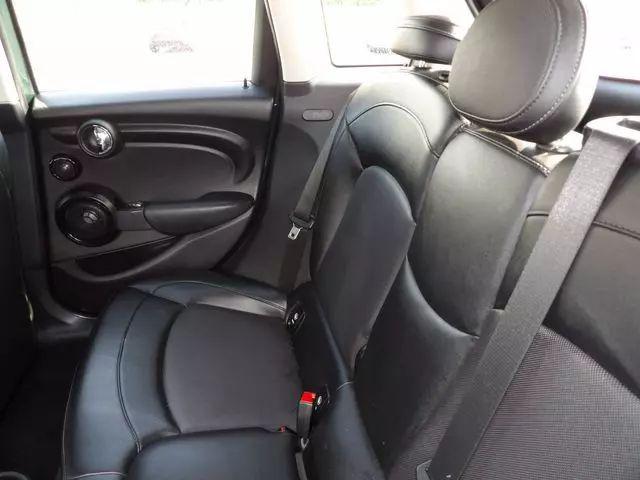 2017 MINI Hardtop Cooper