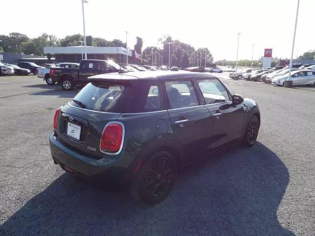 2017 MINI Hardtop Cooper