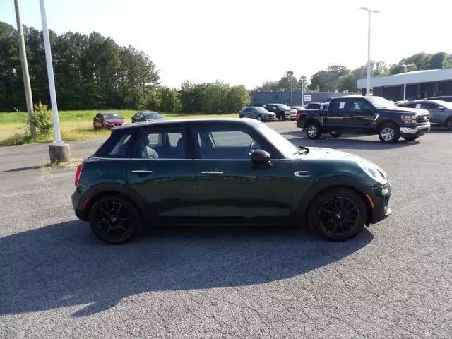 2017 MINI Hardtop Cooper