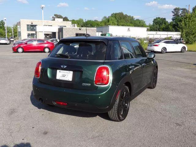 2017 MINI Hardtop Cooper