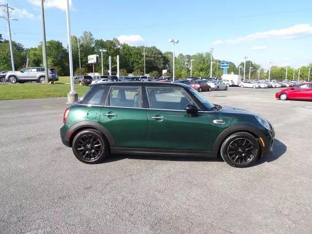 2017 MINI Hardtop Cooper