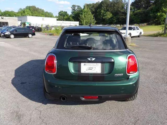 2017 MINI Hardtop Cooper