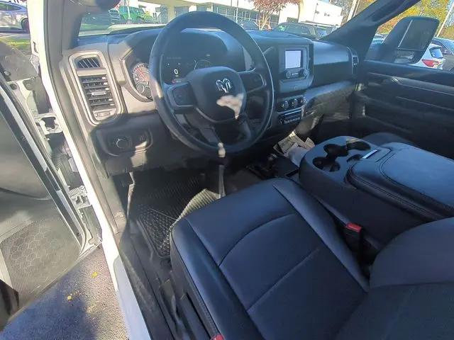 2024 Ram 5500 Tradesman/SLT