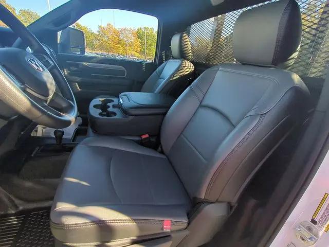 2024 Ram 5500 Tradesman/SLT