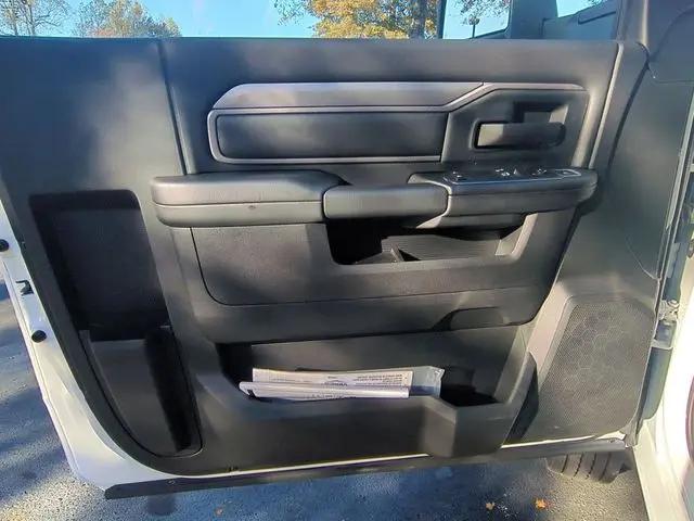 2024 Ram 5500 Tradesman/SLT