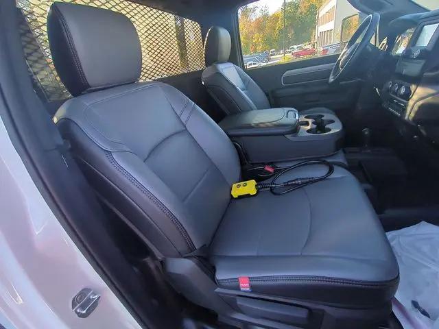 2024 Ram 5500 Tradesman/SLT