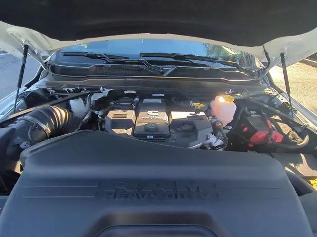 2024 Ram 5500 Tradesman/SLT