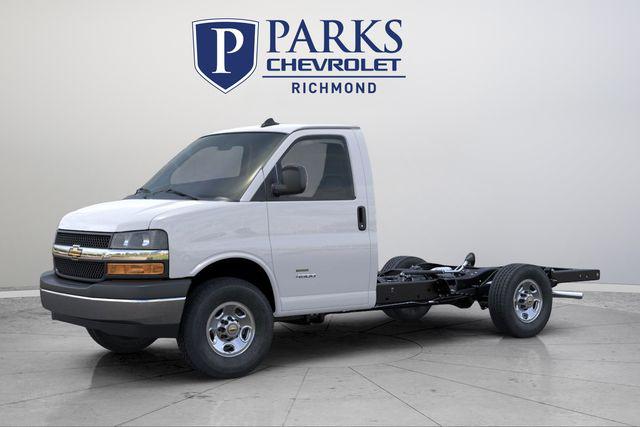 2025 Chevrolet Express Cutaway Work Van