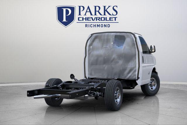 2025 Chevrolet Express Cutaway Work Van