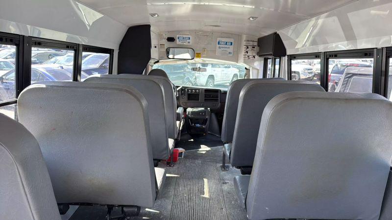 2012 Chevrolet Express Cutaway Work Van