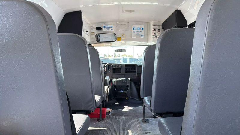 2012 Chevrolet Express Cutaway Work Van