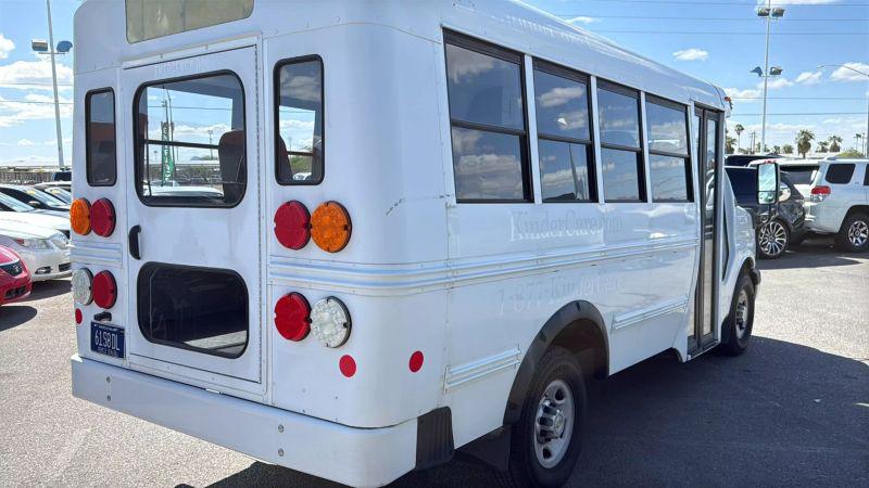 2012 Chevrolet Express Cutaway Work Van