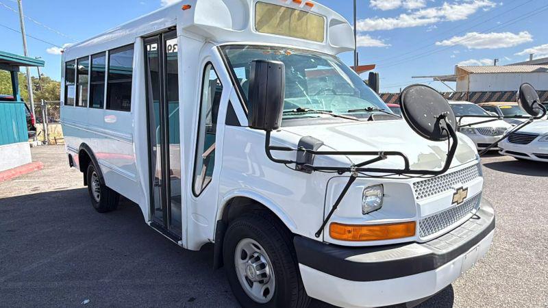 2012 Chevrolet Express Cutaway Work Van