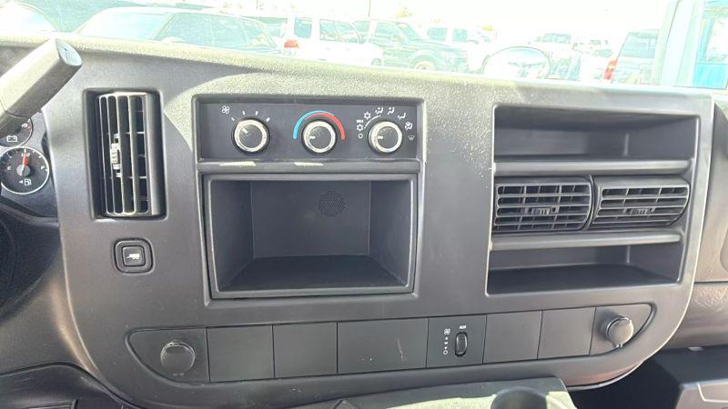 2012 Chevrolet Express Cutaway Work Van