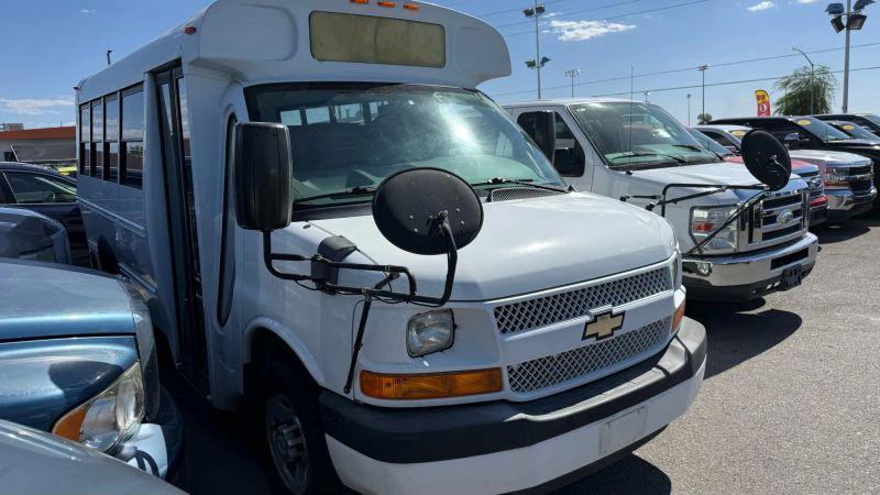 2012 Chevrolet Express Cutaway Work Van