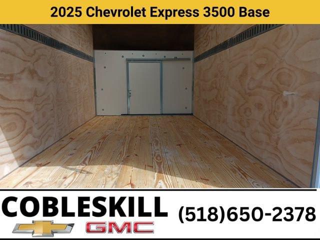 2025 Chevrolet Express Cutaway Work Van