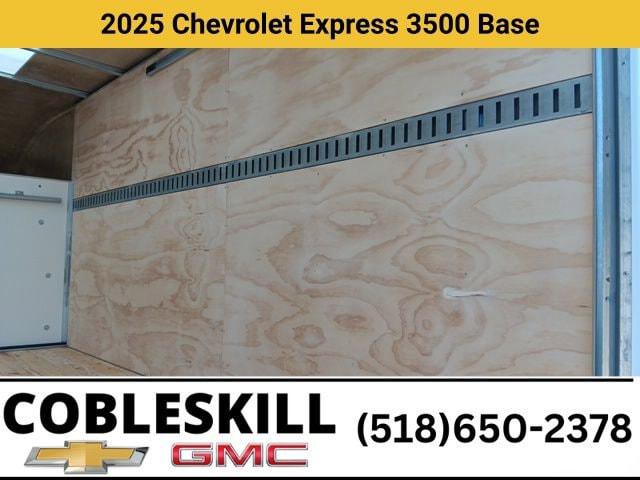 2025 Chevrolet Express Cutaway Work Van