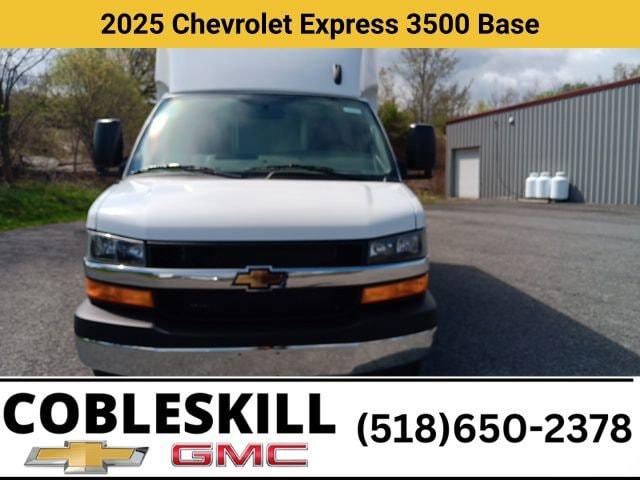 2025 Chevrolet Express Cutaway Work Van