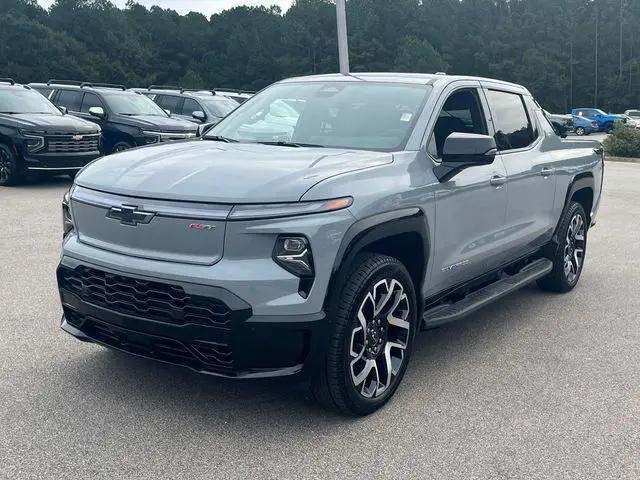 2025 Chevrolet Silverado EV RST