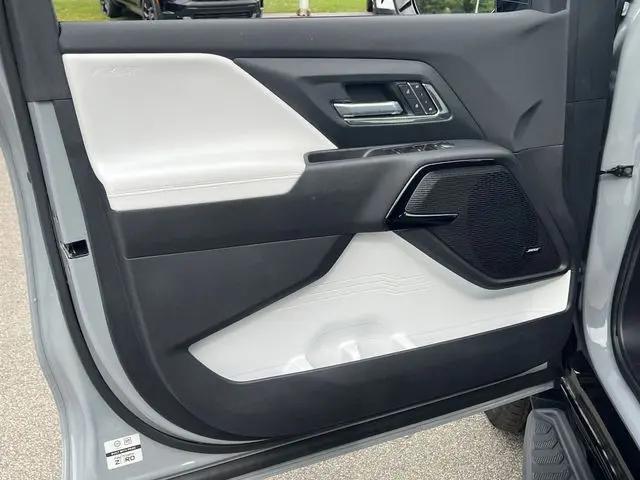 2025 Chevrolet Silverado EV RST