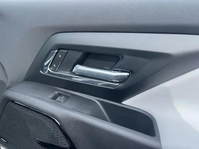 2025 Chevrolet Silverado EV RST