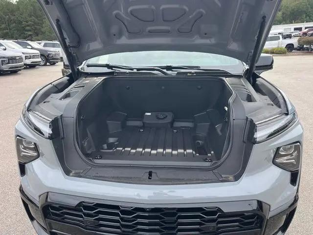 2025 Chevrolet Silverado EV RST