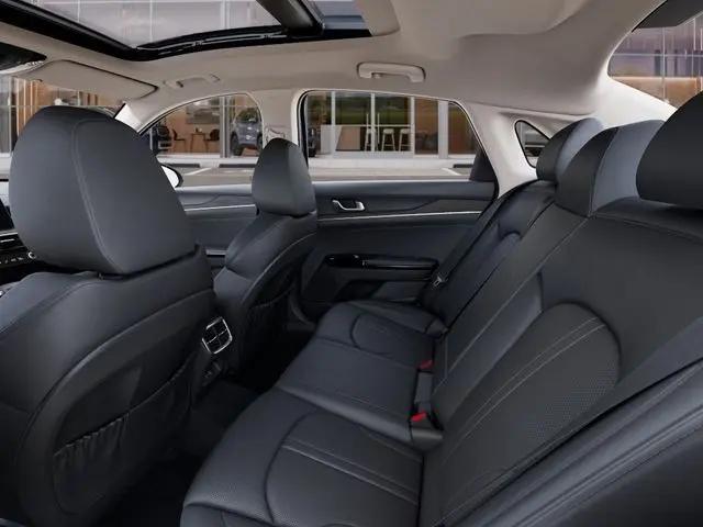 2025 Kia K5 EX