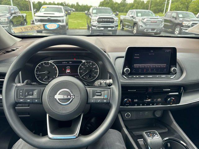 2023 Nissan Rogue SV FWD