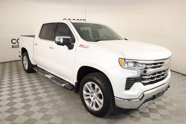 2022 Chevrolet Silverado 1500 4WD Crew Cab Short Bed LTZ