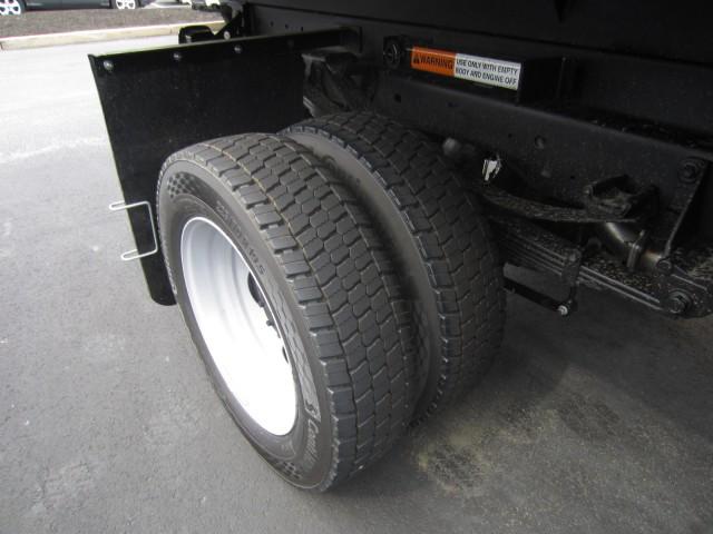 2025 Ford F-550 XL