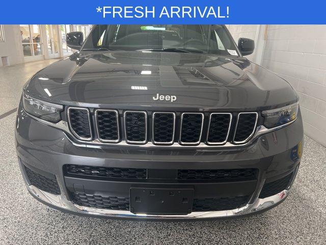 2025 Jeep Grand Cherokee GRAND CHEROKEE L LAREDO X 4X4